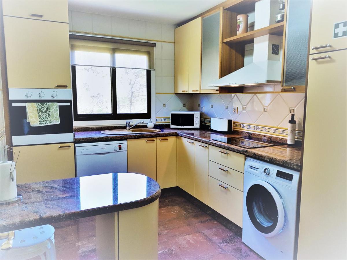 Excellent T2 Apartment With Pools 400M Falesia Beach Albufeira Eksteriør bilde